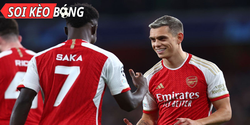 Saka tỏa sáng, Arsenal đánh bại Sevilla ở Champions League trong hiệp 1 với tỷ số 1-0